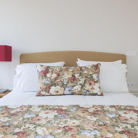 Boutique Rentals-Flores Chic In Historical Center Porto Exterior foto