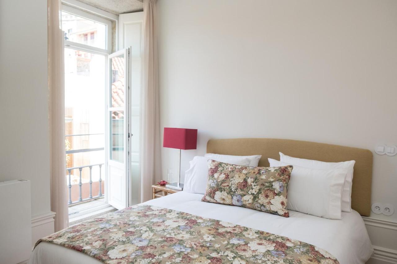 Boutique Rentals-Flores Chic In Historical Center Porto Exterior foto